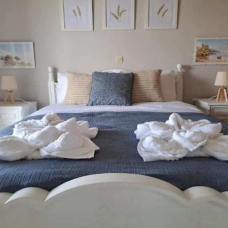 Corfu House * 卡诺尼